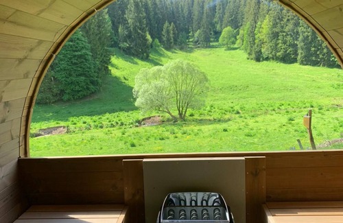 Stutzerbach House | Vacation cottage in a quiet location for nature lovers (4 persons)