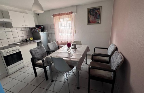 Lambsheim House | Vacation cottage in Lambsheim