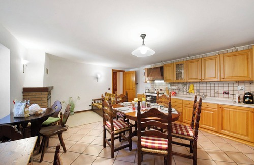 Bard House | Vacation Home "Alla Meridiana" with Balcony and Private Terrace