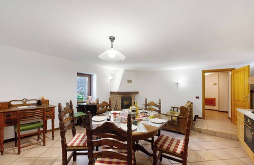 Bard House | Vacation Home "Alla Meridiana" with Balcony and Private Terrace