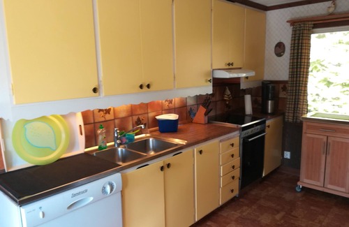 Nossemark House | Vacation home at Stora Le for 4 persons only 150 m from the lake as the crow flies