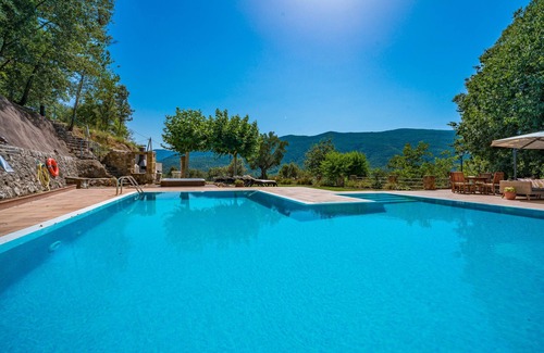 Amer Villa | Vacation Home 'Can Xera' with Mountain View, Private Pool, Terraces, A/C & Wi-Fi
