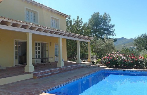 Adsubia House | Vacation home Eretat by Interhome