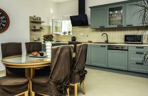 Visocane House | Vacation home Nisa by Interhome