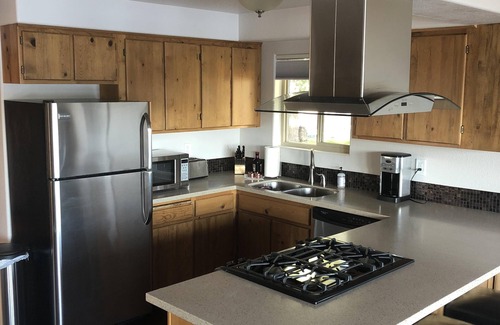 Ridgeway House | Vacation Home On The Secluded Shores Of Loon Lake