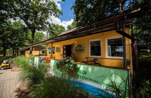 Moritzburg Apartment | Vacation home surrounded by greenery with terrace