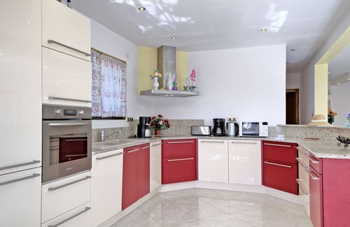 Ploubezre House | Vacation home Ty Ker by Interhome