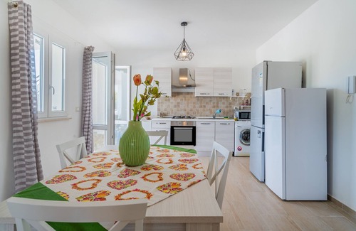 Fanusa House | Vacation Home "Villa Ohana" with Private Mini Pool, Private Whirlpool & Wi-Fi