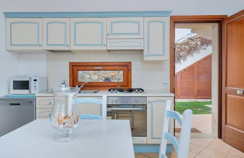 Capo d'Orso House | Vacation Home "Villa Piana" with Stunning Sea and Mountain Views, Terrace & Garden