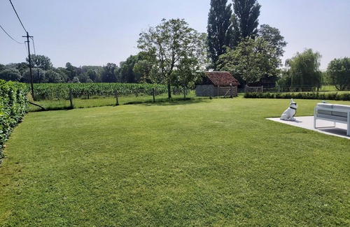 Merendree House | Vacation home with panoramic view over the fields