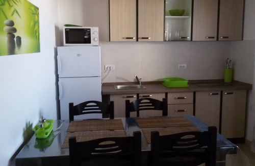 Dobra Voda House | Vacation home with sea view