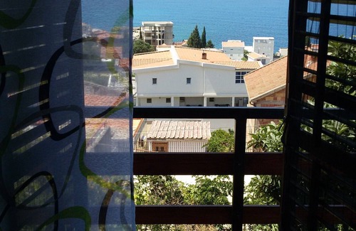 Dobra Voda House | Vacation home with sea view