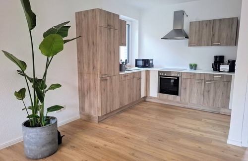 Lembruch House | Vacation home Wolke7, with garden, 250 meters to the lake