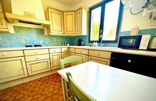 Monnerville House | Vacation House in Quiet Village, Welcome to our 3 bedroom countryside retreet