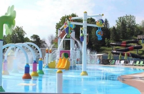 Sherkston Cottage | Vacation Property @ Sherkston Shores Resort (Waterpark, Lake Erie Beaches)