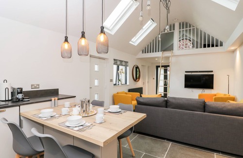 Pewsey Cottage | Vale Lodge