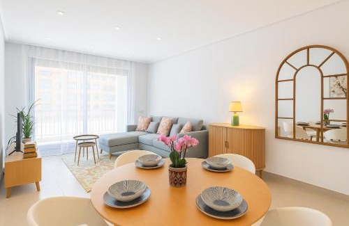 Alboraya Apartment | Valencia Beachfront Home 8