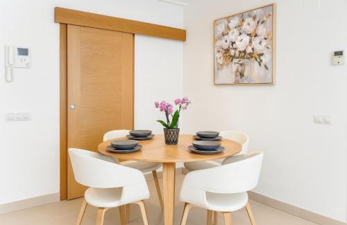 Alboraya Apartment | Valencia Beachfront Home 8