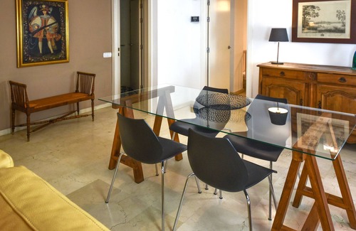 Barrio del Carmen Apartment | Valencia: Flat with airconditionong, terrace, WiFi, in the Center- Valencia