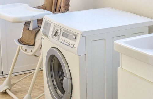 Barrio del Carmen Apartment | Valencia: Flat with airconditionong, terrace, WiFi, in the Center- Valencia