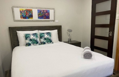 Maraval House | Vallée Cachée - Samaan 3bdr w Roof Terrace & Pool