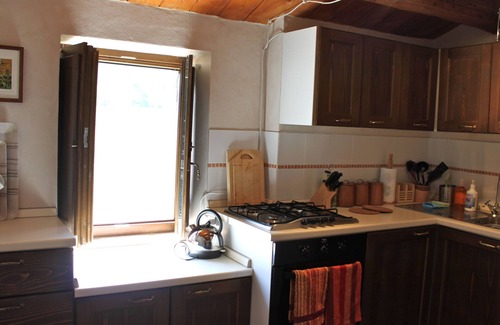 Amandola Apartment | Valley View @ The Hideaway Farmhouse, Amandola, Le Marche