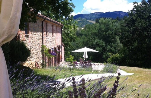Amandola Apartment | Valley View @ The Hideaway Farmhouse, Amandola, Le Marche