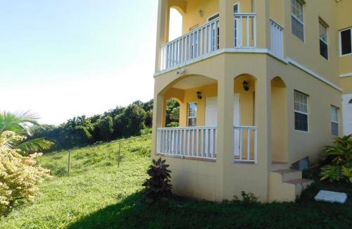 Ogees Apartment | Valley View Vista Retreat