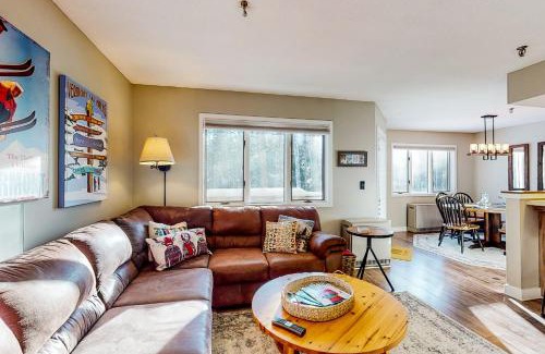 Stratton Mountain Apartment | Vantage Point #8