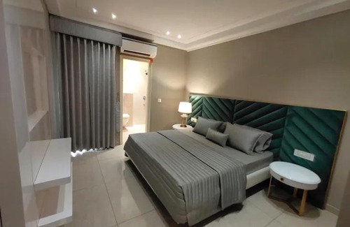 Vapi Bed & Breakfast | Vapi-Daman Guest Nest