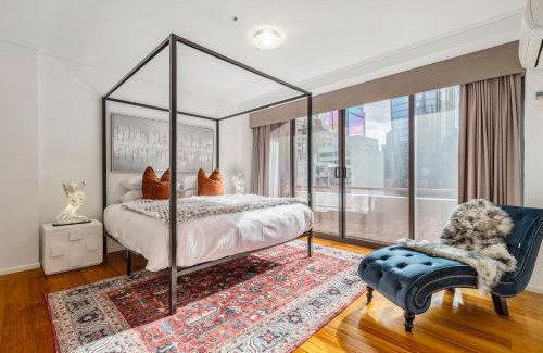 Chinatown House | VAQUAY Entourage In Melbourne CBD