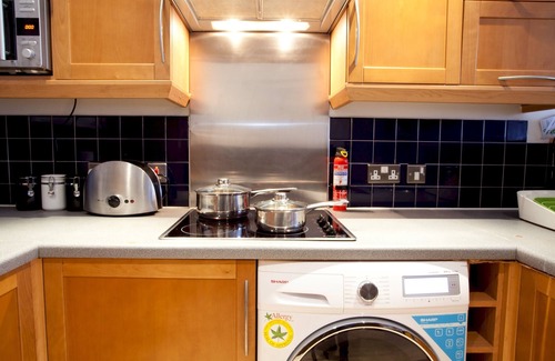 Leeds City Center Apartment | Vassali House · Stylish and Comfortable Apartment