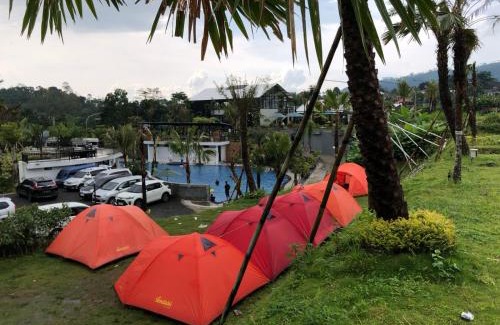 Karanganyar Other | Vaviva Dewatu Camp