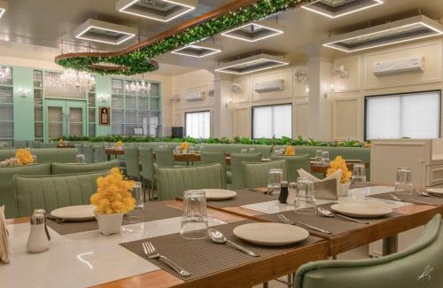 Daulatabad Hotel | Veda pure veg restaurant and residency