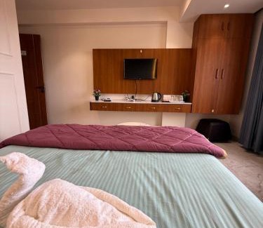 Buldana Hotel | Vedika resort loadging and boarding