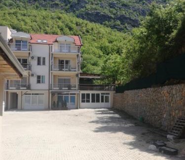 Elshani Apartment | Vera Apartments