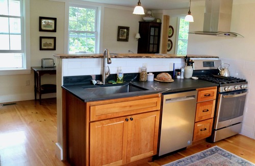 Chester Depot House | Vermont Charm in the 1840 Gideon Lee House