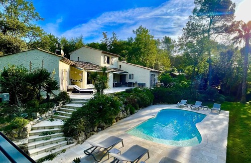 Le Collet Villa | Very Beautiful Villa with swimming pool, aircond, wifi, pétanque, table tennis