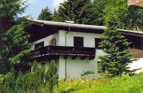 Hinterglemm House | Very quiet, detached vacation home for up to eight people.