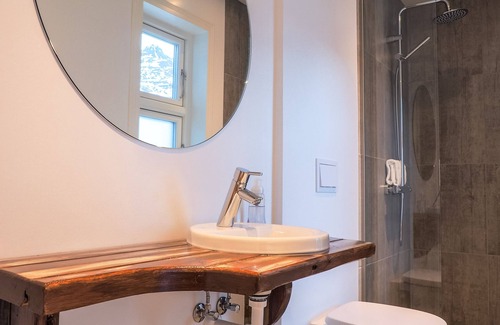 Seydisfjordur House | Við Lónið guesthouse