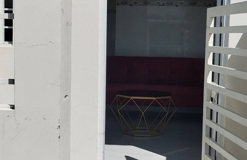 Old Quarter Hotel | Vibi motel Hòn Rơm