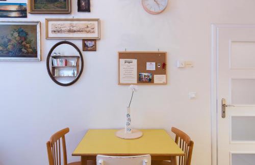 Vysehrad Apartment | Victoria Design Stays - Apartment Slavojova