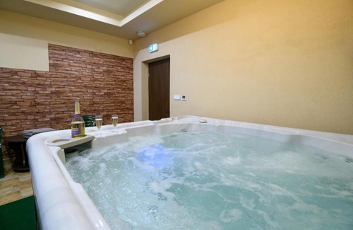 Kirald Apartment | Vidéki vendégház a Bükkben, pezsgőfürdővel.