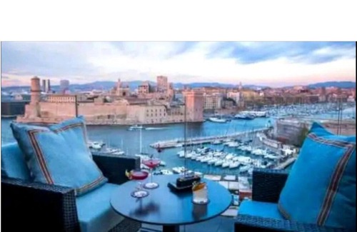 Belsunce Apartment | Vieux-Port/Gare St Charles Le Massilia (8pers) Air-conditioned