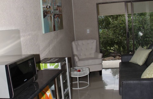 Nelspruit Cabin | View Inn Exclusive Lodge