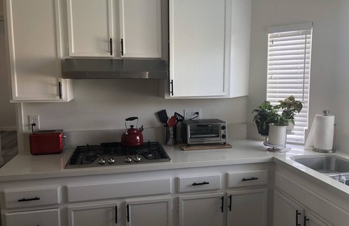 Temecula House | Views of Lake Full House with Private Pool!