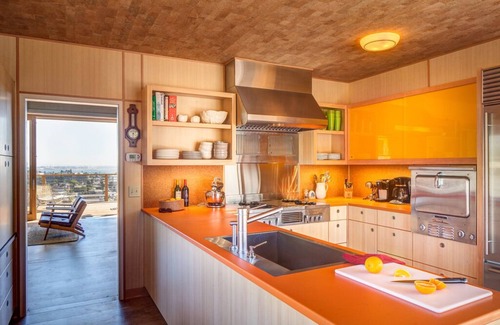 Roseville - Fleet Ridge House | VIEWS! VIEWS! VIEWS! 4 Master Suites 5 Star Architectural Designer with Spa