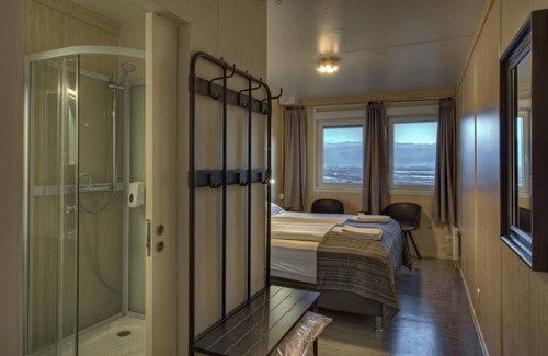 Hofn House | Viking Café Guesthouse