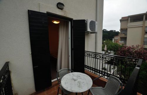 Petrovac Hotel | Vila Đurić - Ex Hotel Đurić