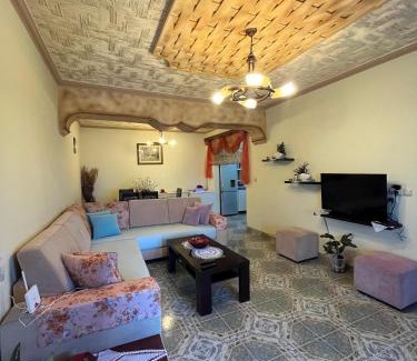 Qafe e Gjashtes Apartment | Vila Metushi